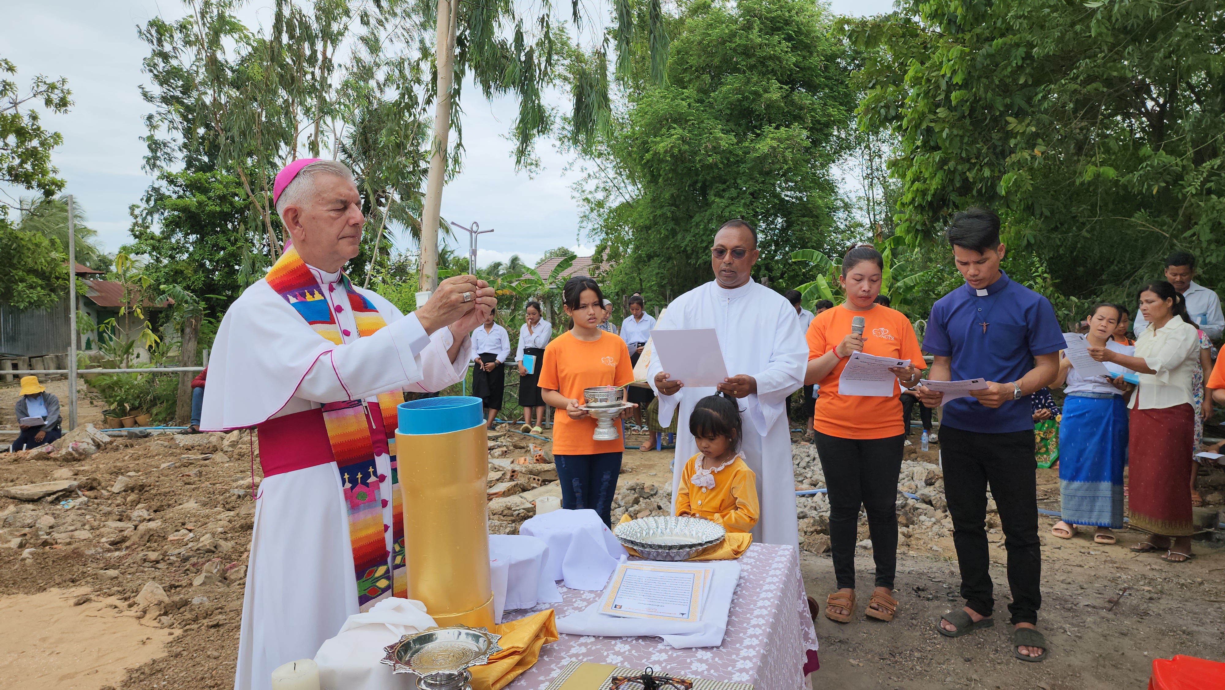 Cambodia: Khnach Romeas faithful breaks ground for new church building - Vimarsana News