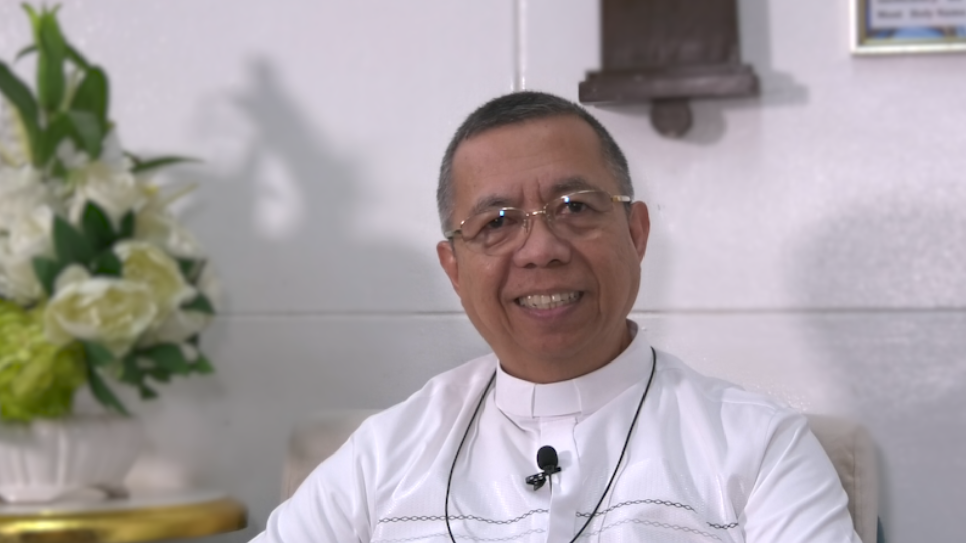 'Face-to-face' is the best way to evangelize, says Filipino bishop - Vimarsana News