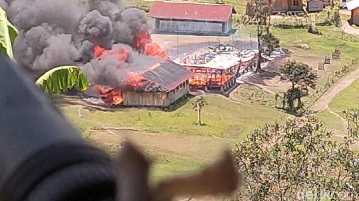 Indonesian Churches propose dialogue, condemn killing and torture The Communion of Churches in Indonesian (CCI) strongly condemned the outrage incident in Kiwirok District, Bintang Mountains Regency, Papua Province that was caused by the Armed Criminal Group (KKB) on September 13.
