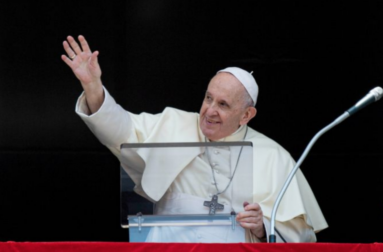 Pope to interfaith summit: If we want peace on Earth, “we cannot lose sight of Heaven” Pope Francis greeted the G20 Interfaith Forum, telling participants that “true religiosity consists in adoring God and loving one's neighbour