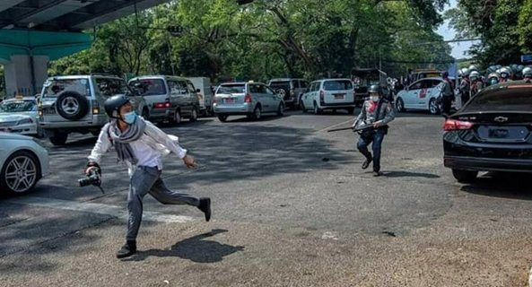 International Day to End Impunity for Crimes against Journalists International Day to End Impunity for Crimes against Journalists is an UN-recognized international day observed annually on November 2.