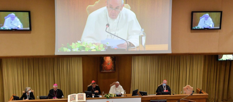 Pope on Synod: The participation of everyone, guided by the Holy Spirit Pope Francis leads a moment of reflection in the Vatican, ahead of the solemn inauguration of the Synod on Sunday with a Holy Mass in St. Peter’s Basilica.
