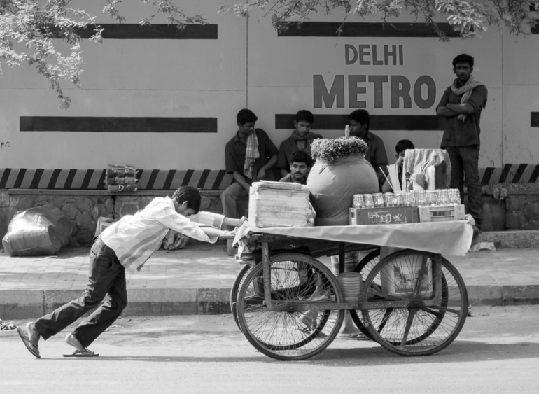  Ladislaus Louis D’Souza writes about a real-life story of how things changed when a nun when an extra mile to help a street hawker in despair. Names are changed for reasons of privacy. 