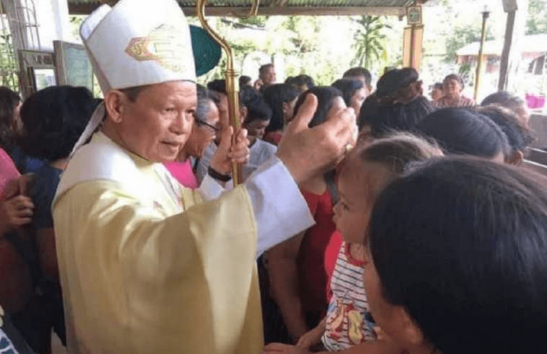 Resist those that oppress and cause injustice against needy, Cardinal Advincula says in World Day of the Poor message