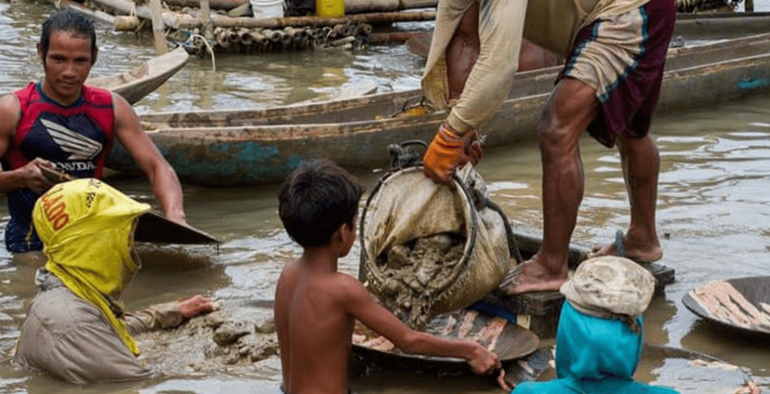 Pope: Child labour robs humanity of its future Pope Francis addresses participants in an international conference that discusses the need to eradicate child labour, and calls for coordinated initiatives and joint efforts at all levels to fight the scourge.