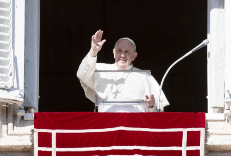 Pope Francis: Let’s focus on helping others this Christmas A good way to get out of a cycle of self-pity or a negative mood is to help others, following the example of the Virgin Mary, who went to help her pregnant cousin Elizabeth, Pope Francis said on Sunday.