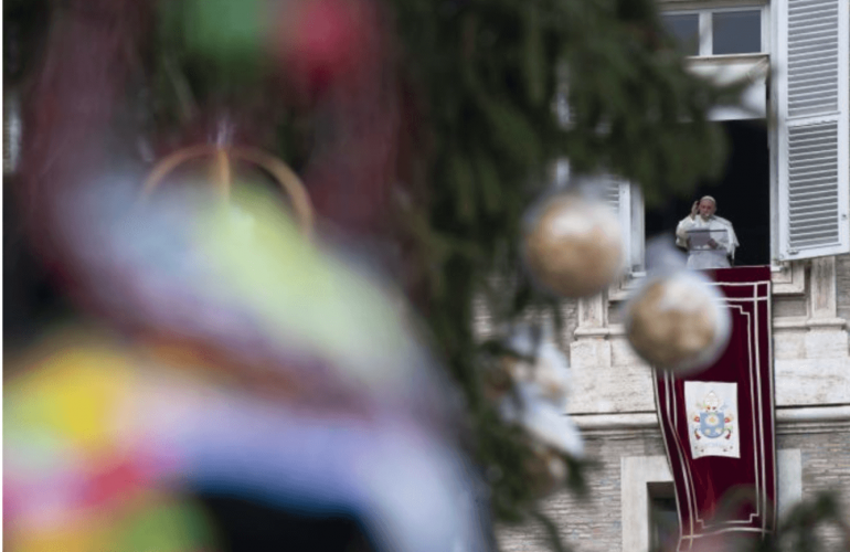 Pope Francis: Pray for peace in the family Pope Francis said Church and society need to defend and support the family, and he asked families to pray together every day for the gift of peace.