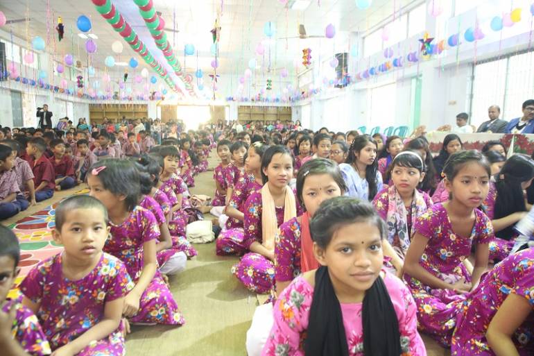 Samaritan Children Home, a charity in Bangladesh, organized a pre-Christmas celebration for the street children, orphans and underprivileged in Kamalapur, Savar, 30 kilometers away from Dhaka, on December 2. 