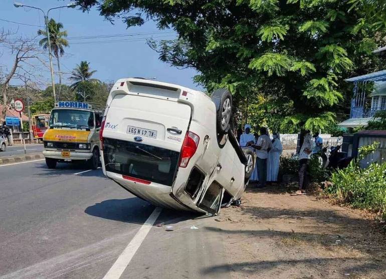 Six nuns, driver injured in vehicular accident in India Six nuns and the driver in the southern Indian state of Kerala were injured in a vehicular accident on January 11.