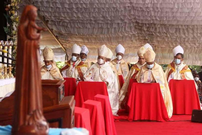 Colombo Archbishop: Easter Sunday bombing is a conspiracy "It is now becoming clear that some leaders wanted to use this Easter attack for political gain," said Cardinal Malcolm Ranjith, Archbishop of Colombo, Sri Lanka on January 14, 2022.