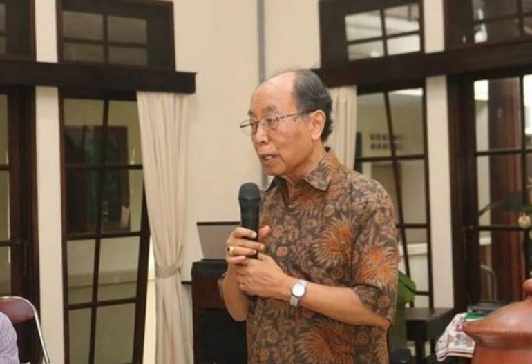 Former Indonesian Catholic Bishops' Conference Chairman Dies Bishop Fransiscus Xaverius Sudartanta Hadisumarta passed away on Saturday, 12 February 2022, in Jakarta, Indonesia