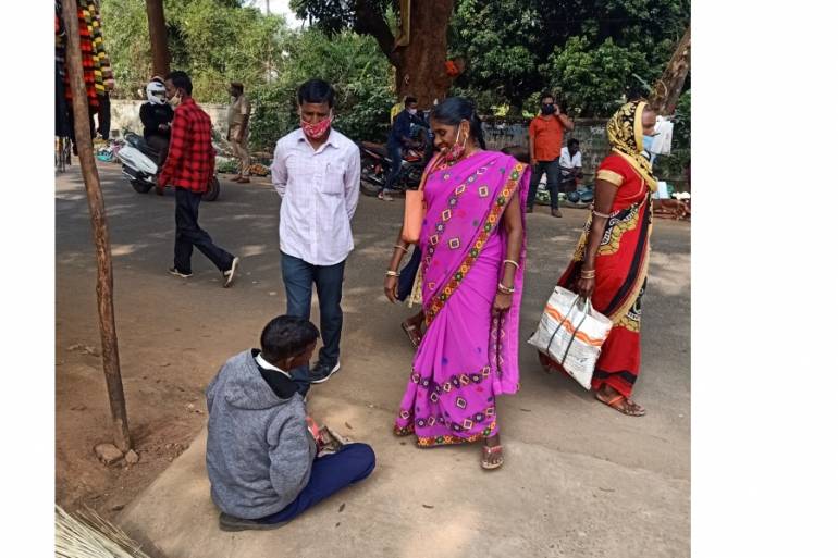 A blind man in the eastern Indian state of Odisha has an incredible mission of praise and worship in Christian hymns at a market inspiring hundreds of people.