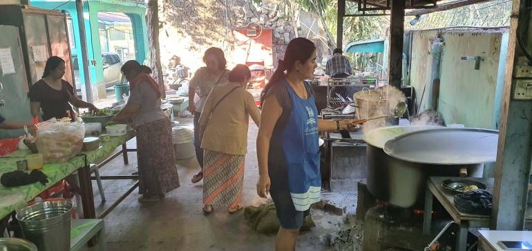 Notwithstanding the pandemic and political crisis, the Burmese people show hospitality honesty and offer charitable donations to alleviate their suffering neighbours. 