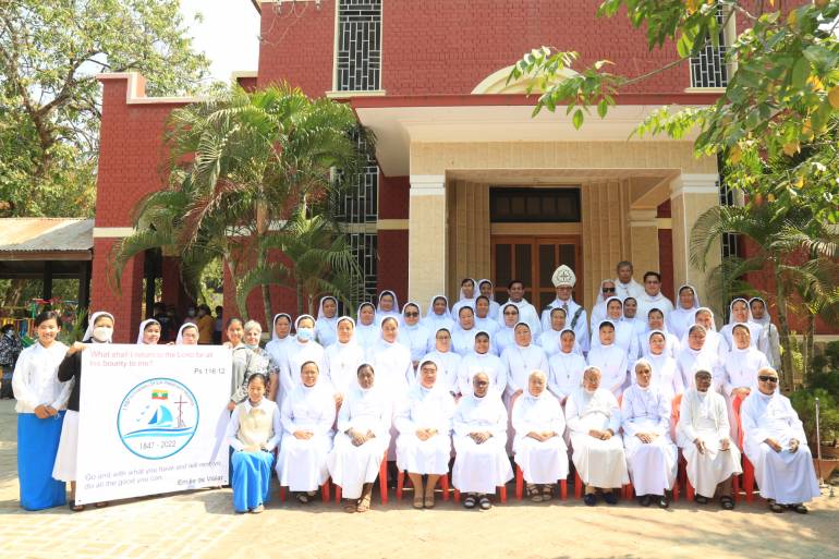 Sisters of St. Joseph of Apparition celebrated their 175 years in Mandalay, Myanmar, on February 26. Archbishop Marco Tin Win of Mandalay led the thanksgiving jubilee mass.