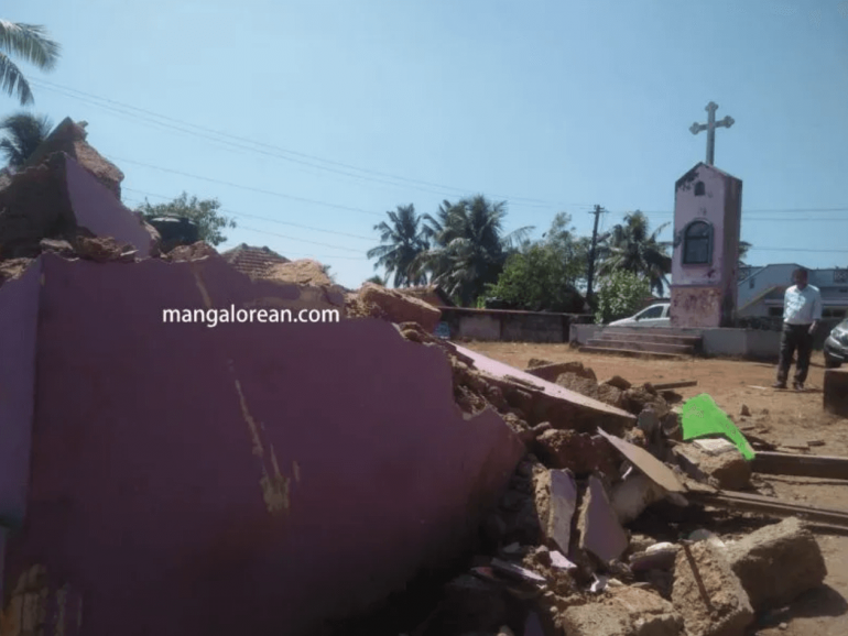 In the south Indian state of Karnataka, the Catholic community in Mangalore are in anguish as right-wing Hindu activists allegedly razed to ground a 40-year-old St. Antony’s Holy Cross prayer centre in the Urandady Gudde-Panjimogaru on February 5.