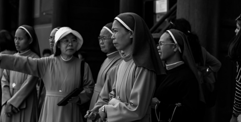 Pope calls religious men and women for mutual listing, even fight when treated unfairly The Catholic Church celebrates the 26th World Day for Consecrated Life on February 2 For the 26th edition of the celebration this year, the Congregation for Institutes of Consecrated Life and Societies of Apostolic Life has addressed a letter to the consecrated men and women inviting them to walk together as a community in the synodal spirit of participation, where members exercise responsibility for one another through mutual listening, excluding no one.