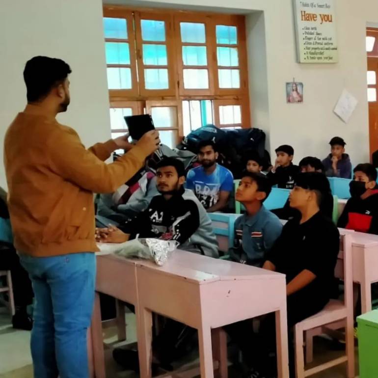 Catholic youth hold formation for football players in Pakistan The youth of St. Patrick’s Cathedral of the Archdiocese of Karachi in Pakistan organized a formation program for football players and other youth members on February 12.