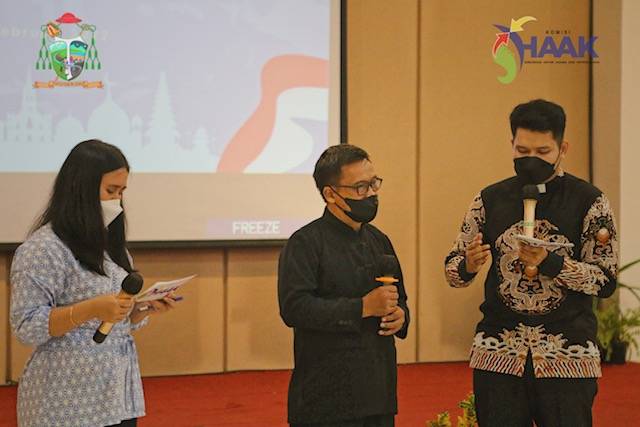 The Commission for Interfaith Relations and Beliefs (HAAK) of the Diocese of Bogor held a social service event with the theme "Synod of Tolerance: Towards an Advanced Indonesia, Strong Indonesia" on February 4.