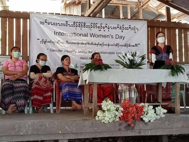 Karen women honored for community developments On International Women’s Day, Karen Women’s Organization (KWO) honors 10 Karen women serving ethnic groups in underdeveloped areas. The Karen women were honored during a ceremony on March 8 in Mae-Sot, Thailand.