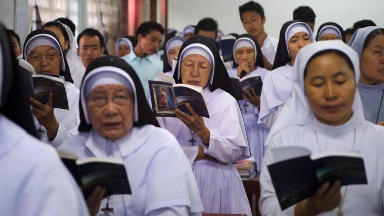 Religious sisters in Myanmar 