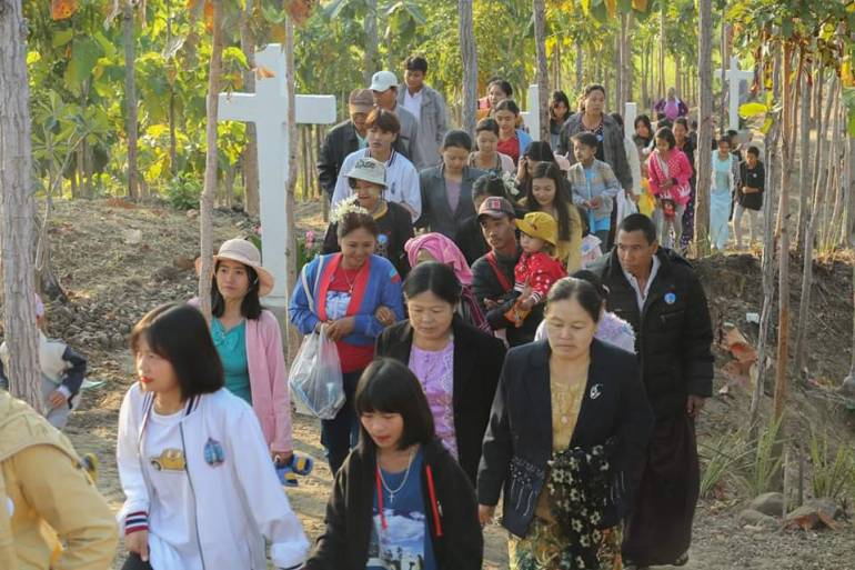 Parishioners coming to Mandalay Calvary prayer Hill