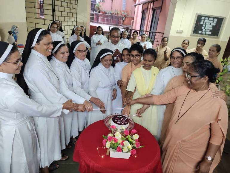 Holy Family Sisters, Sancoale, Goa