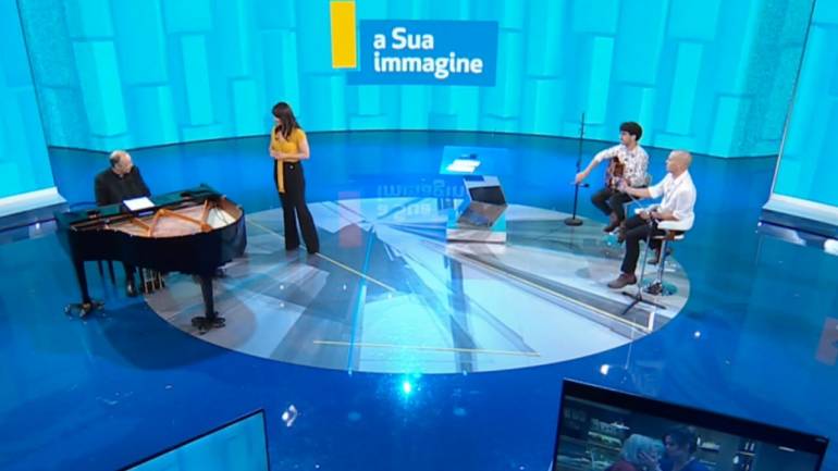Screen shot from a Sua Immagine TV program