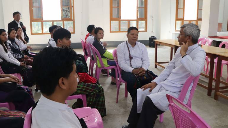 Father Joseph Gawlu Yung Wa with Kachin Theology College Students