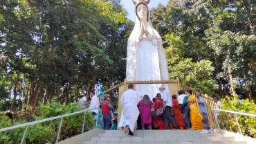 A Bangladeshi Cardinal called on pilgrims at a Marian shrine "to do whatever it takes to unite the society," calling such actions "a pilgrimage of life."