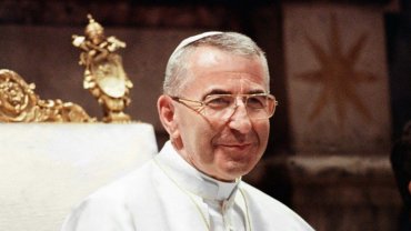 Pope Francis authorizes the promulgation of a Decree advancing the cause for the beatification of Pope John Paul I. The heroic virtues of other holy men and women were also recognized as were the martyrdoms of two Argentinean priests.