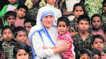 The licence of Missionaries of Charity (MoC) for receiving foreign funds was not renewed by the Ministry of Home Affairs (MHA) citing “adverse inputs”. This action was taken on Christmas day and attracted criticism from various quarters. 