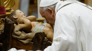 Pope Francis asked Christians to contemplate that God did not choose to come into the world in grandeur, but as a humble child born into poverty.