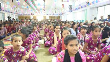 Samaritan Children Home, a charity in Bangladesh, organized a pre-Christmas celebration for the street children, orphans and underprivileged in Kamalapur, Savar, 30 kilometers away from Dhaka, on December 2. 