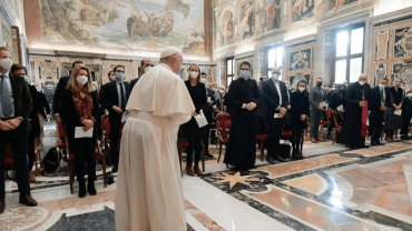 Pope Francis on Friday received in audience a group of French entrepreneurs. He spoke to them about how to implement the Gospel values in their businesses.