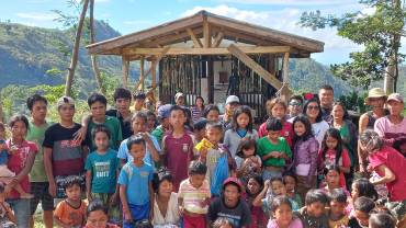 A group of laywomen and men (re)built a chapel for one of the poorest communities in the Zamboanga Peninsula in four days.