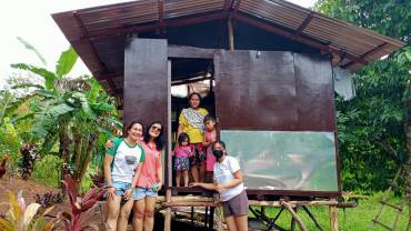 Elizabeth Eguia, a mother of two young children, would always have to run home to secure their few things or stay up at night each time it rained. But not anymore.   Eguia, a cook at a parish then, needed a safe roof over her family.   Thanks to “The Love the Poor House” project which is anchored on “For I am homeless, and you gave me home!” (Matthew 25), under which she got a new house built.   The whole project was started by Father Joel Jag Pacquiao Agad, the parish priest at Immaculate Heart of Mary Par