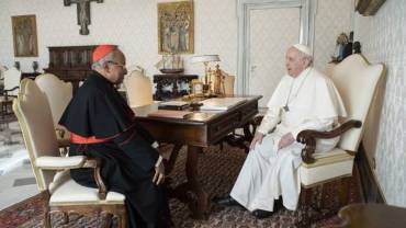 Sri Lankan Cardinal Malcolm Ranjith of Colombo met Pope Francis at the Vatican on February 28 to raise international awareness and obtain justice for the Easter Sunday 2019 attacks victims. 