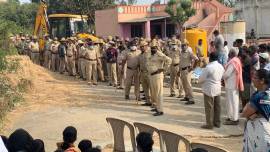 Authorities of the district of Kolar in Karnataka gave orders to demolish a statue of Jesus erected 18 years ago.