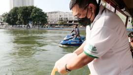 From St. John Bosco Parish in Jakarta, Indonesia, comes some really good news: you can turn your kitchen waste into a powerful enzyme that can possibly  'heal the world.' St. John Bosco Parish, Jakarta, is home to the two-year-old Bosco Eco Enzyme (BEE) community, whose members are parish priests and parishioners, religious, housewives, students, and government officials. Christians and non-Christians are all involved in making the eco enzymes - a simple act of love to save Mother Earth.