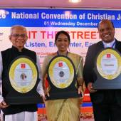 Social Justice Crusader Father Cedric Prakash, SJ, appealed to all journalists to stick out their necks and fight for a just, free and equitable world. 